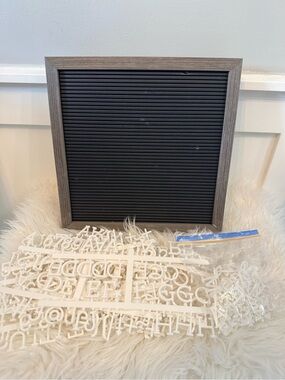 💫2/$25 • Plastic Letter Board Display
